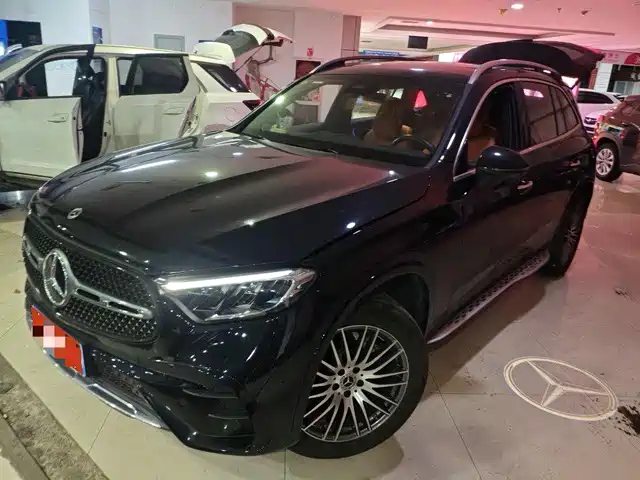Mercedes-Benz Mercedes-Benz Glc Mercedes-Benz Glc 2023 Glc 300 L 4matic Dynamic 5-Seater — фото