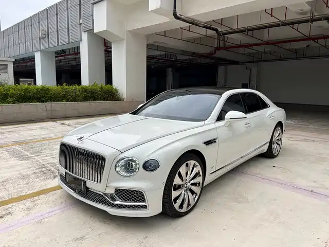 Bentley Galloping Flying Spur 2022 4.0t V8 Standard Edition — фото
