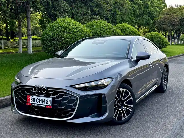 Audi Audi A5L Sportback Audi A5L Sportback 2026 TFSI 150kW smart model — фото