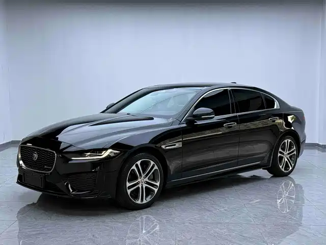 Jaguar Jaguar Xel Jaguar Xel 2022 2.0t 250ps R-Dynamic S Advanced Sports Edition — фото