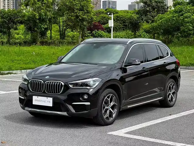 Bmw Bmw X1 Bmw X1 2019 Sdrive18li Exclusive Model — фото