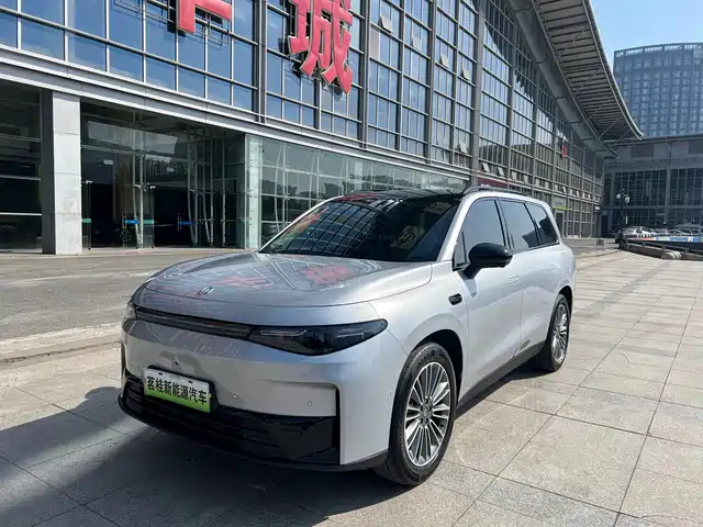 Leap Car Zero Running C16 Leapmoon C16 2024 Extended Range 200 Exclusive Edition — фото