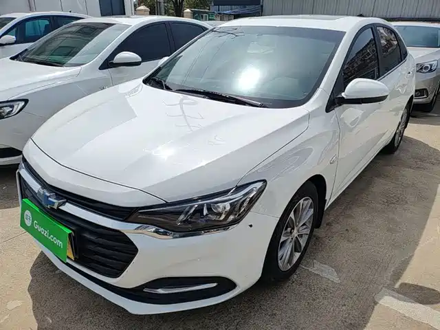 Chevrolet Cruze Cruze 2022 320 Automatic Sunroof Edition — фото