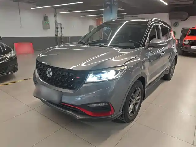 Dongfeng Scenery Scenery 580 Fengguang 580 2021 ☆Star Edition 1.5t Automatic Luxury Model — фото