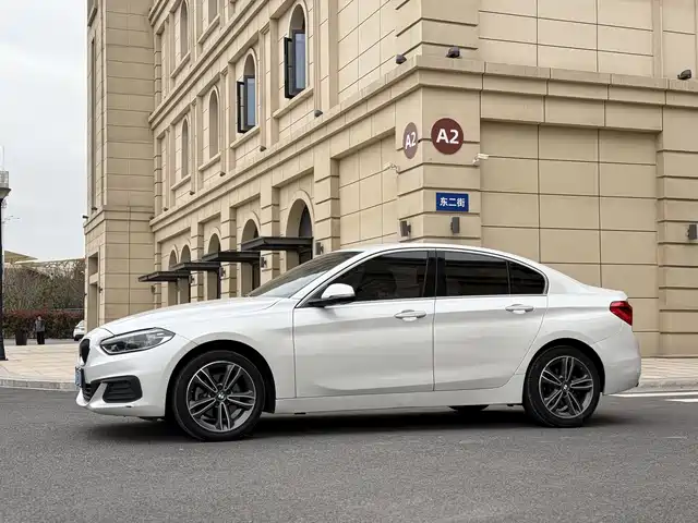 Bmw Bmw 1 Series Bmw 1 Series 2020 120i Fashion — фото