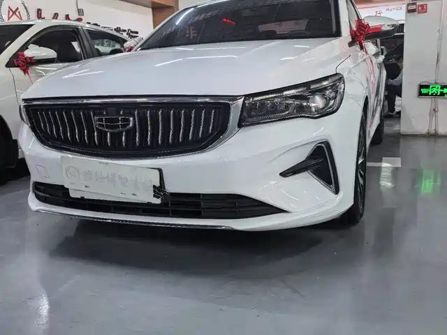 Geely Automobile Emgrand Emgrand 2023 4th Generation Champion Edition 1.5l Cvt Luxury Model — фото