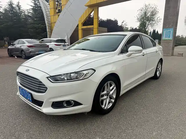 Ford Mondeo Mondeo 2013 1.5l Gtdi180 Fashion Model — фото