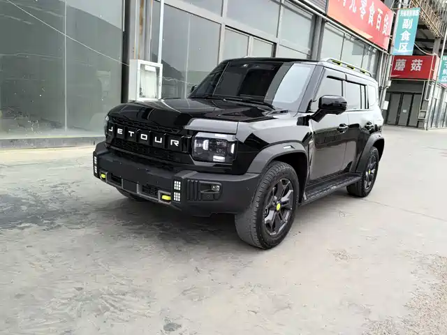 Jietu Jet Traveler Jietu Traveler 2023 2.0t Four-Wheel Drive Crossover Pro+ — фото