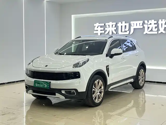 Lynk & Co Lynk & Co 01 Lynk & Co 01 2017 2.0t Two-Wheel Drive Pro Version — фото
