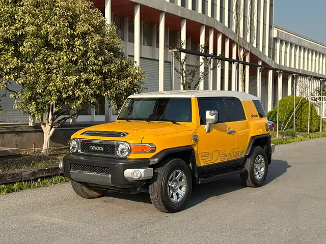 Toyota Land Cruiser (Imported) Land Cruiser (Imported) Lc76 2024 4.0l Automatic — фото