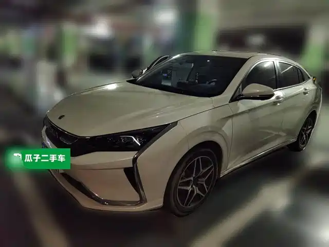 Dongfeng Fengshen Yixuan Yixuan 2021 230t Automatic Dream Chasing Version — фото