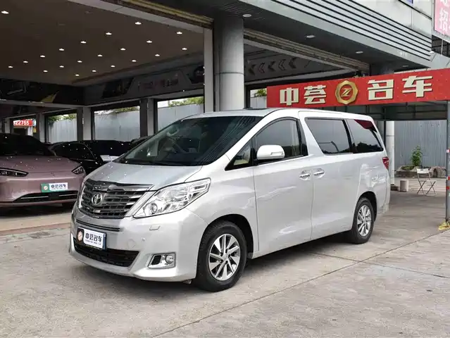 Toyota Elfa Alfa 2012 3.5l Deluxe Edition — фото