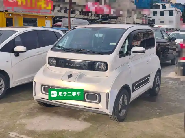 Baojun Baojun Kiwi Ev Baojun Kiwi Ev 2022 Artist’S Light Edition Lithium Iron Phosphate — фото