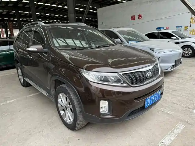 Kia Sorento Sorento 2013 2.2t 7-Seater Diesel Comfort Version — фото