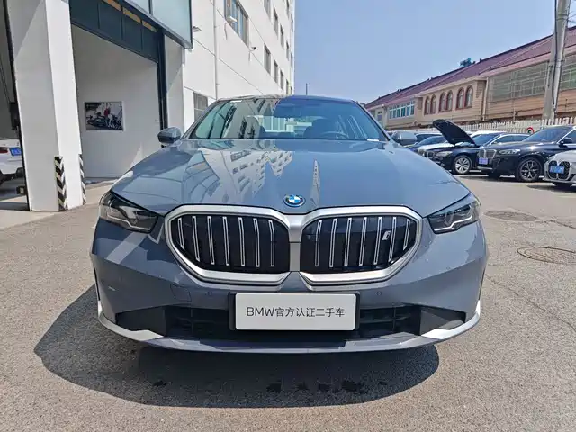 Bmw Bmw I5 Bmw I5 2024 Edrive 35l Exclusive Luxury Package — фото