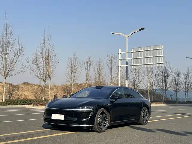Enjoy the world Xiangjie S9 Xiangjie S9 2024 Pure Electric Ultra Four-Wheel Drive Flagship Version — фото
