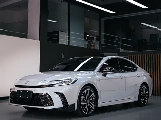 Toyota Camry Camry 2024 Dual Engine 2.0hs Sports Edition — фото