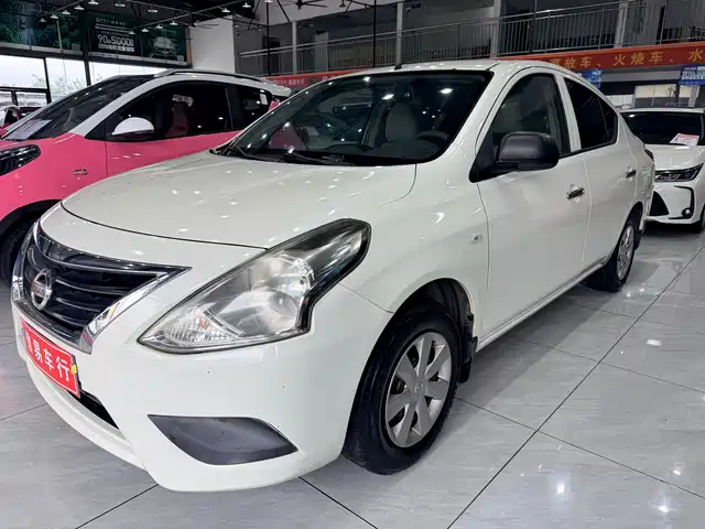 Nissan Sunlight Sunshine 2015 1.5xe Cvt Elite Edition — фото