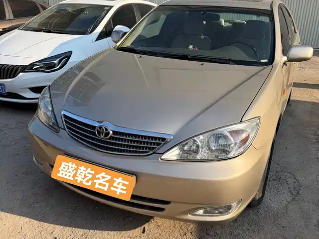 Toyota Toyota Camry Toyota Camry 04 2.4l Automatic — фото