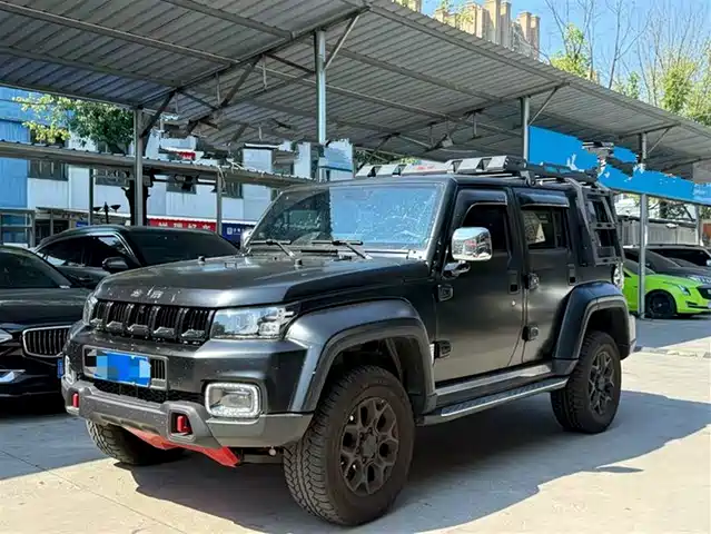 Beijing Cross Country Beijing Off-Road Bj40 Beijing Off-Road Bj40 2024 2.0d Blade Hero Glory Edition — фото