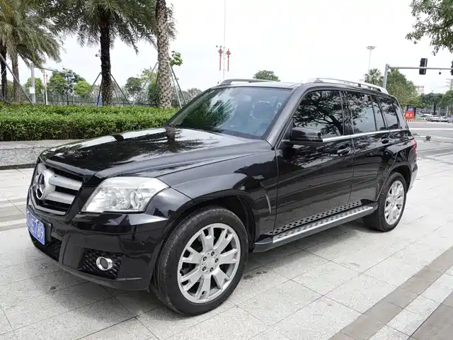 Mercedes-Benz Mercedes-Benz Glk-Class (Imported) Mercedes-Benz Glk-Class Imported 2011 Glk 300 4matic Fashion Model — фото