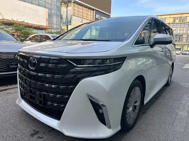 Toyota Elfa Alfa 2025 Dual Engine 2.5l Premium Gold Edition