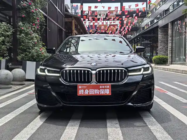 Bmw Bmw 5 Series Bmw 5 Series 2022 525li M Sports Package — фото