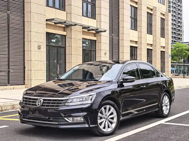 Volkswagen Passat Passat 2017 330tsi Dsg Premium Edition — фото
