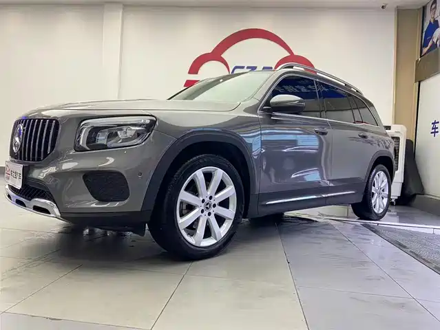 Mercedes-Benz Mercedes-Benz Glb Mercedes-Benz Glb 2020 Facelift Glb 200 Fashion Model — фото