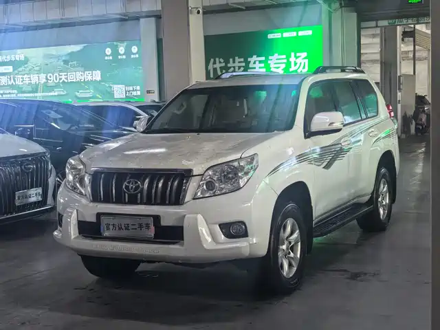 Toyota Prado (Imported) Prado Imported 2010 2.7l Automatic Luxury Version — фото