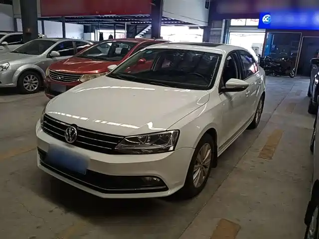 Volkswagen Sagitar Sagitar 2016 230tsi 25th Anniversary Edition — фото