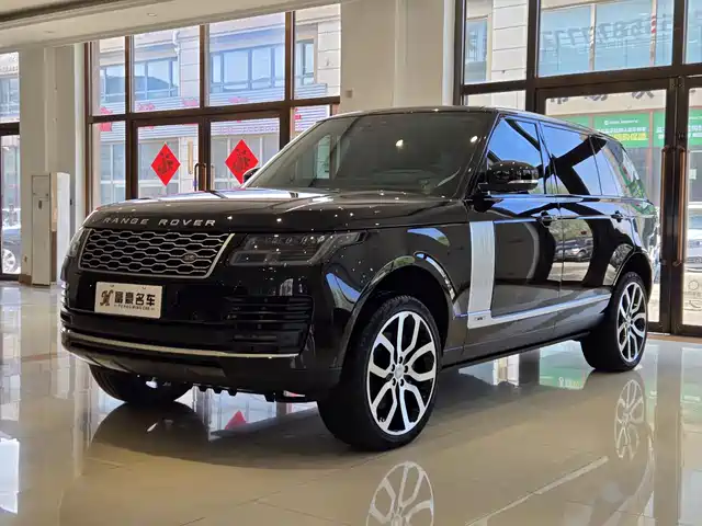 Land Rover Range Rover Range Rover 2020 3.0 L6 Legend Extended Edition — фото
