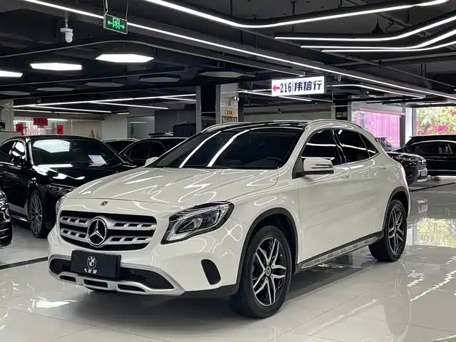 Mercedes-Benz Mercedes-Benz Gla Mercedes-Benz Gla 2017 Gla 200 Fashion Model — фото