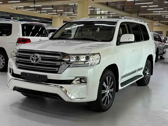Toyota Land Cruiser (Imported) Land Cruiser (Imported) Lc76 2024 4.0l Automatic — фото