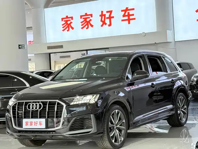 Audi Audi Q7 Audi Q7 2020 55 Tfsi Quattro S Line Sports — фото