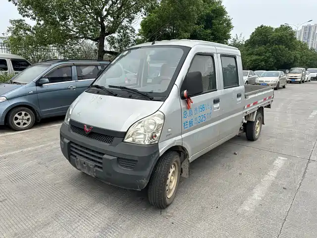 Wuling Motors Wuling Rongguang Light Truck Wuling Rongguang light truck 2012 1.5L double row basic model L3C — фото