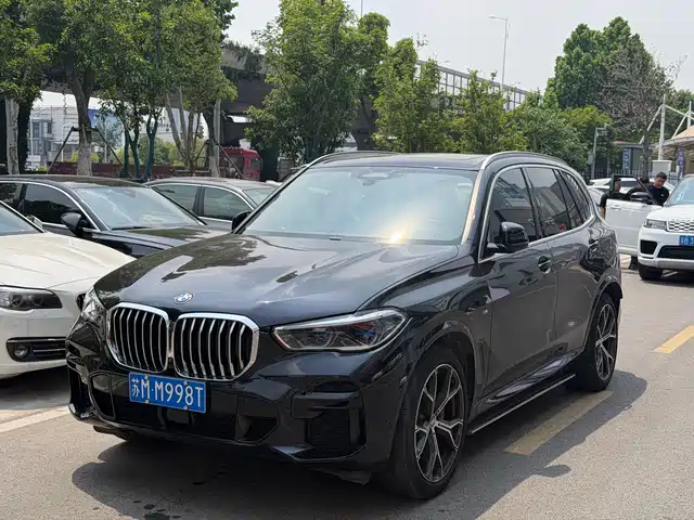 Bmw Bmw X5 Bmw X5 2022 Xdrive 40li Exclusive M Sports Package — фото