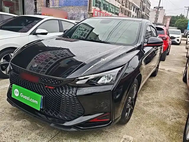 Dongfeng Fengshen Yixuan Yixuan 2022 230t Automatic Light Chasing Knight Version — фото