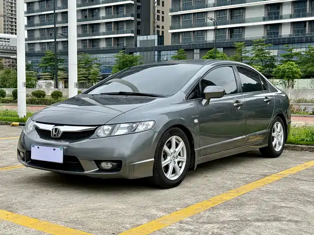 Honda Civic Civic 2009 1.8l Automatic Comfort Version — фото