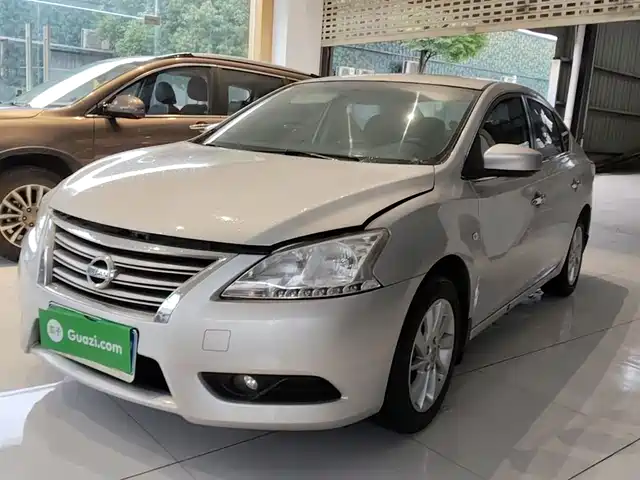 Nissan Sylphy Sylphy 2014 1.6xv Cvt Exclusive Edition — фото