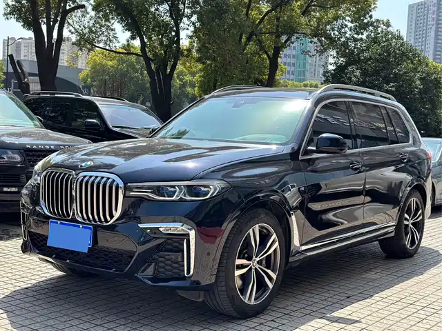 Bmw Bmw X7 Bmw X7 2020 Xdrive40i Exclusive M Sports Package — фото