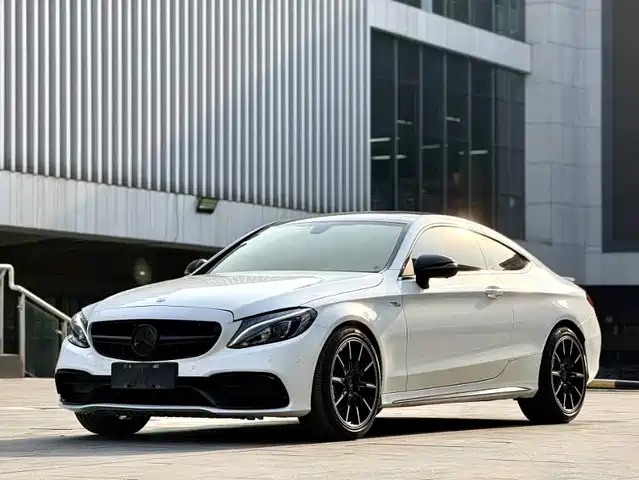 Mercedes-Benz Mercedes-Benz C-Class (Imported) Mercedes-Benz C-Class Imported 2017 Facelift C 200 Coupe Version — фото