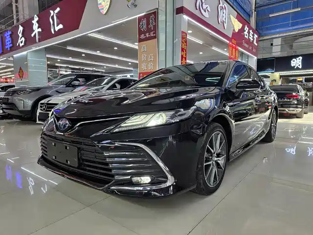 Toyota Camry Camry 2023 Shuangqing 2.5hg Deluxe Edition — фото