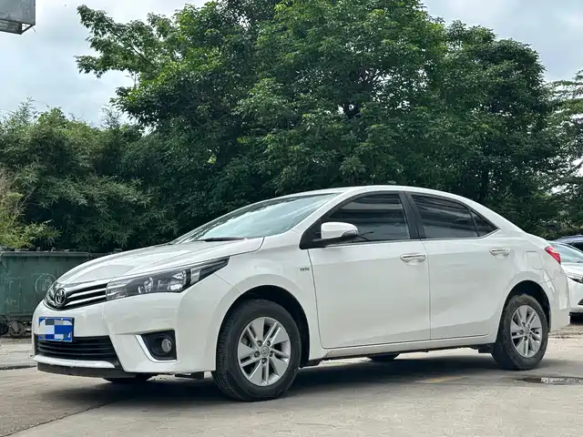 Toyota Corolla Corolla 2017 1.6L Manual GL — фото