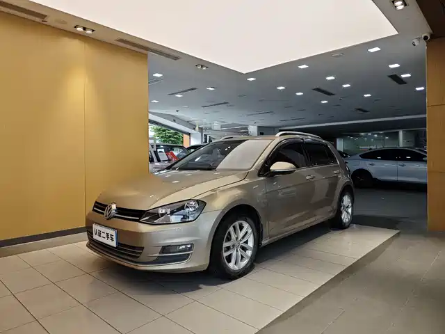 Volkswagen Golf Golf 2015 1.6l Automatic Fashion Model — фото