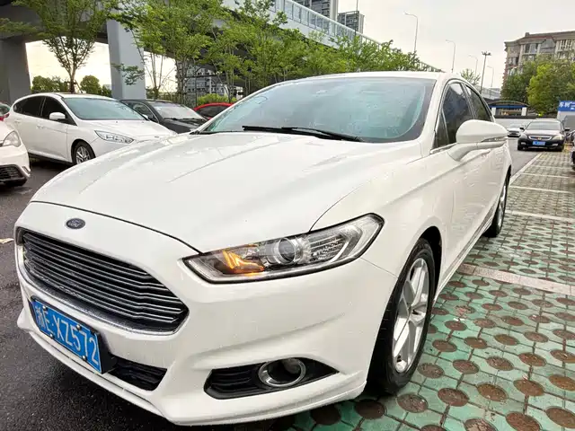 Ford Mondeo Mondeo 2013 1.5l Gtdi180 Fashion Model — фото