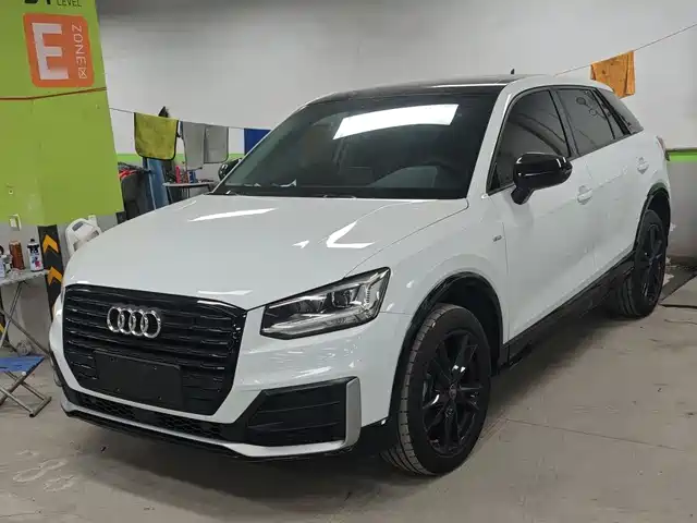 Audi Audi Q2l Audi Q2l 2020 35 Tfsi Aggressive And Dynamic Model — фото
