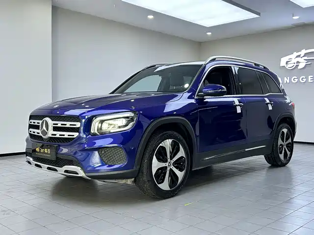 Mercedes-Benz Mercedes-Benz Glb Mercedes-Benz Glb 2020 Facelift Glb 200 Fashion Model — фото