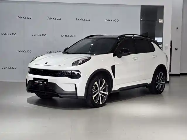 Lynk & Co Lynk & Co 01 Lynk & Co 01 2021 2.0td Four-Wheel Drive Halo — фото