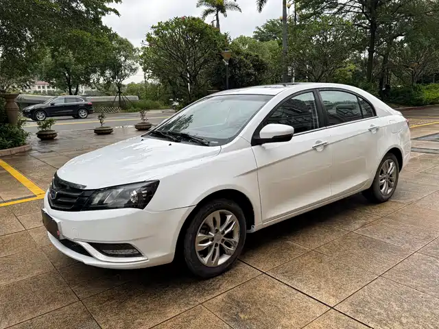 Geely Automobile Emgrand Emgrand 2016 Sedan 1.5l Manual Upward Version — фото